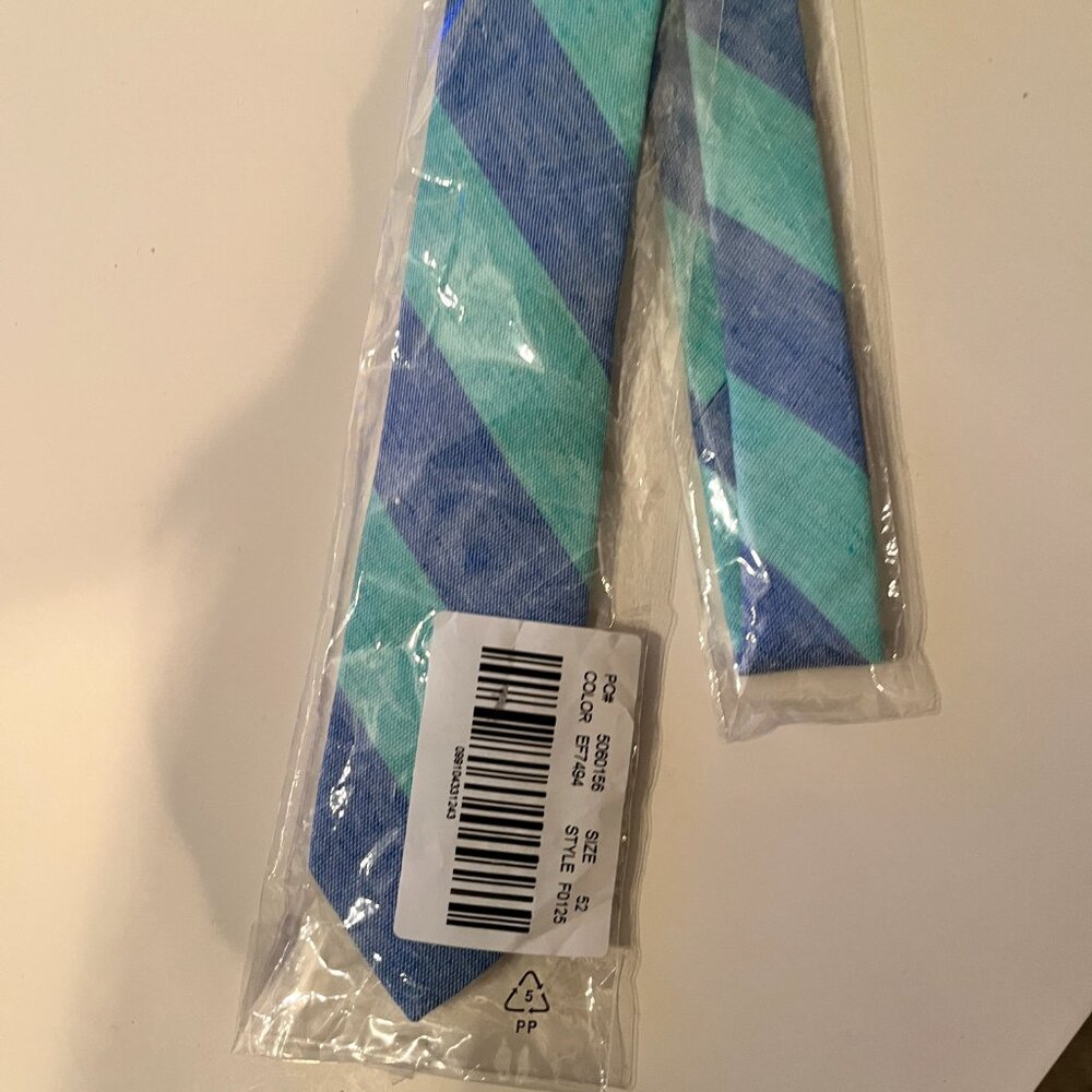 Preppy Crewcuts Tie (nwt) (blue and teal)‎